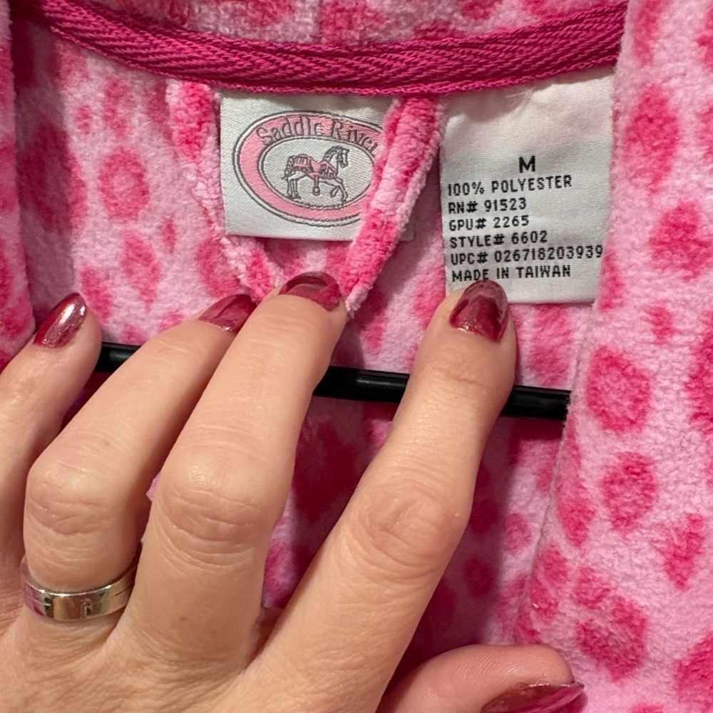 Pink Leopard Print Women's Robe - Picture 2 of 4